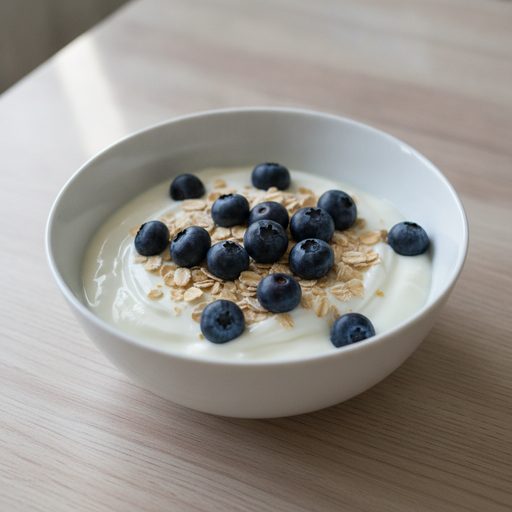 Yogur griego con avena y arándanos